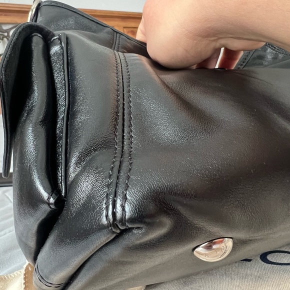 Louis Vuitton CarryAll Cargo Vibe PM - Picture 12 of 17